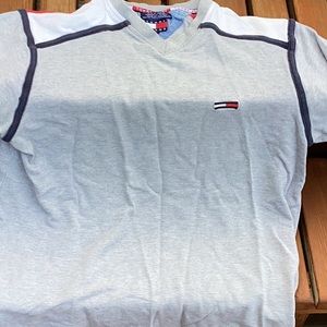 Tommy Jeans thick gray t!